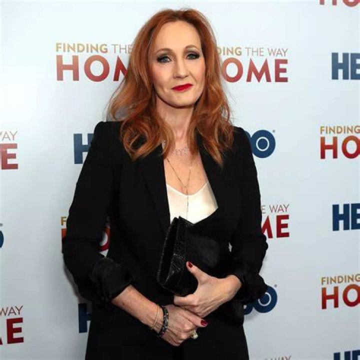 J.K. Rowling sends care package to grieving teen Cassidy Stay